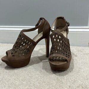 House of Harlow Lattice Heels